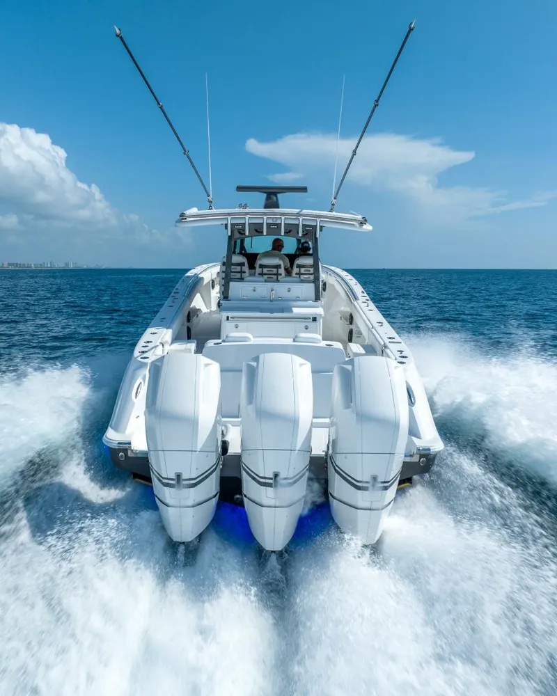 Slide: The Image of HCB lujo 2024 - 5187913