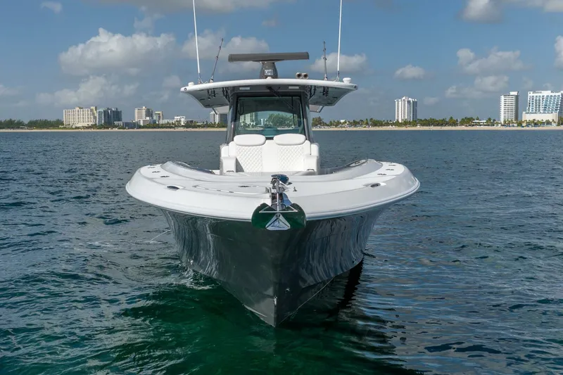 Slide: The Image of HCB lujo 2024 - 5187894