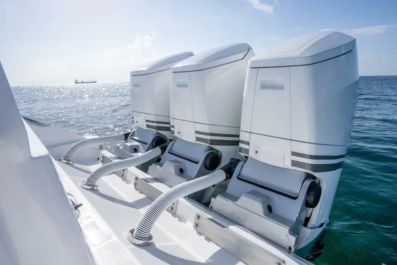 Slide: The Image of HCB lujo 2024 - 5187928