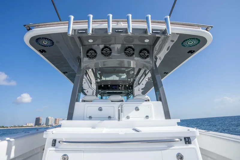 Slide: The Image of HCB lujo 2024 - 5187930