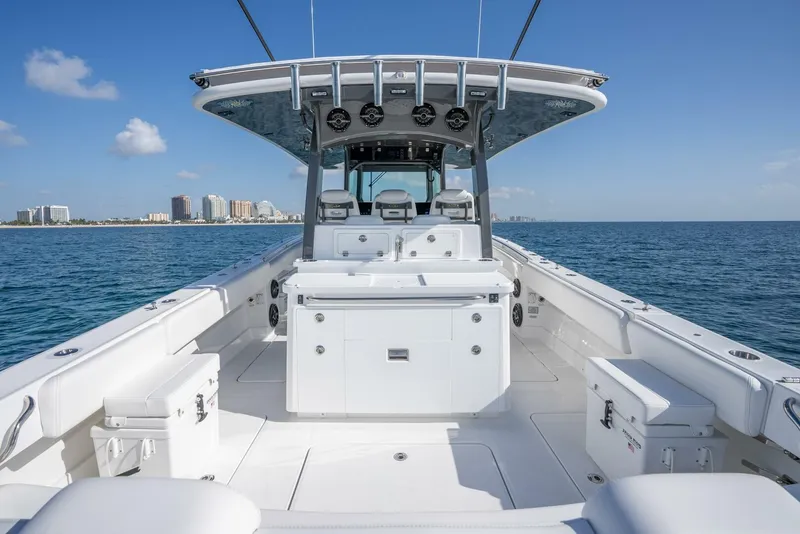 Slide: The Image of HCB lujo 2024 - 5187932