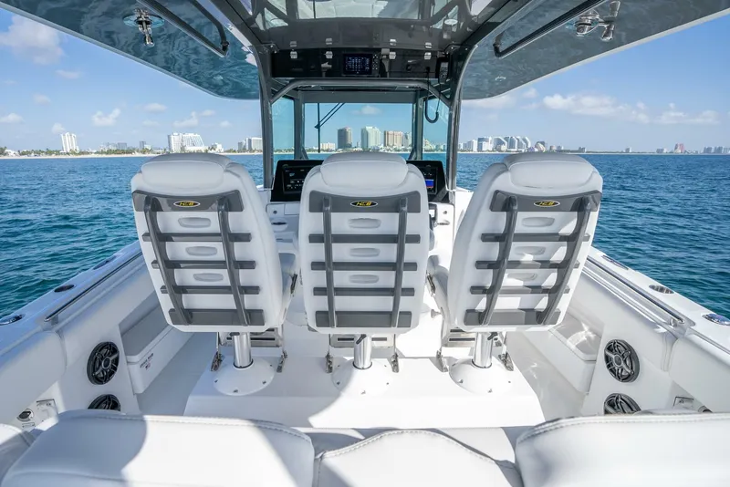 Slide: The Image of HCB lujo 2024 - 5187934