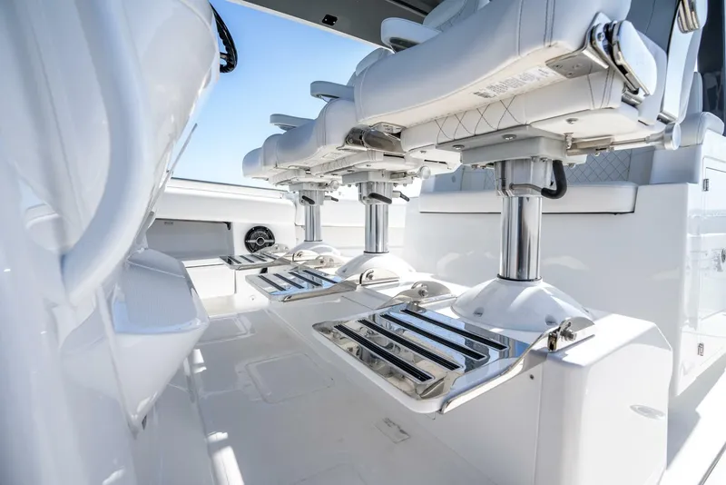 Slide: The Image of HCB lujo 2024 - 5187942