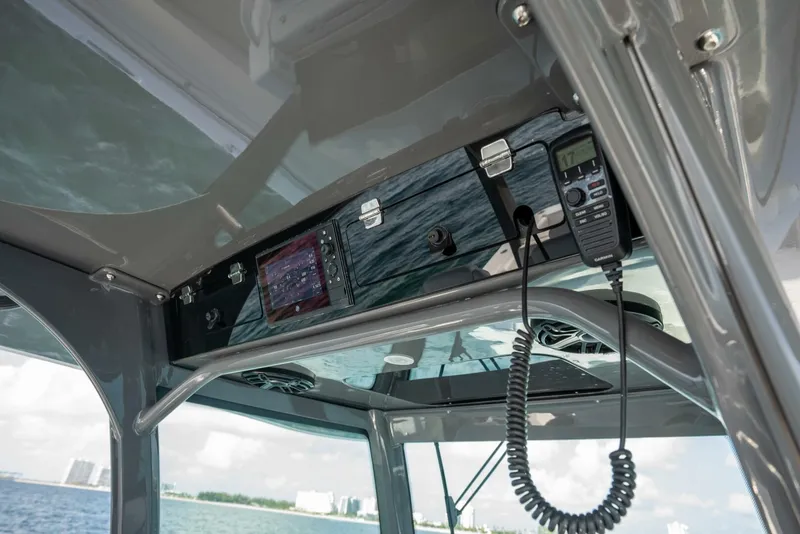 Slide: The Image of HCB lujo 2024 - 5187948