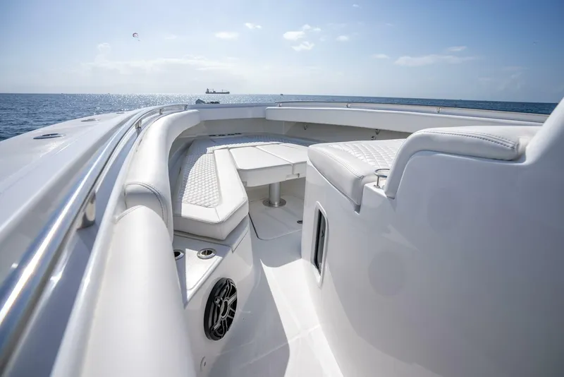 Slide: The Image of HCB lujo 2024 - 5187958