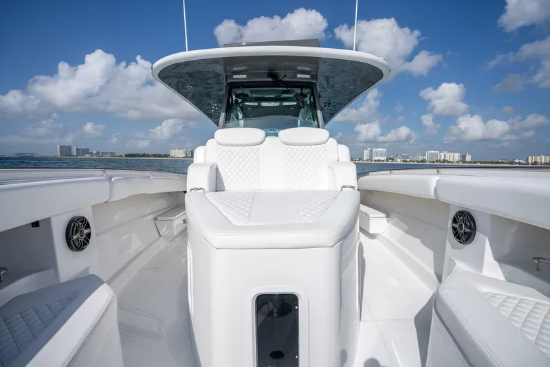 Slide: The Image of HCB lujo 2024 - 5187960