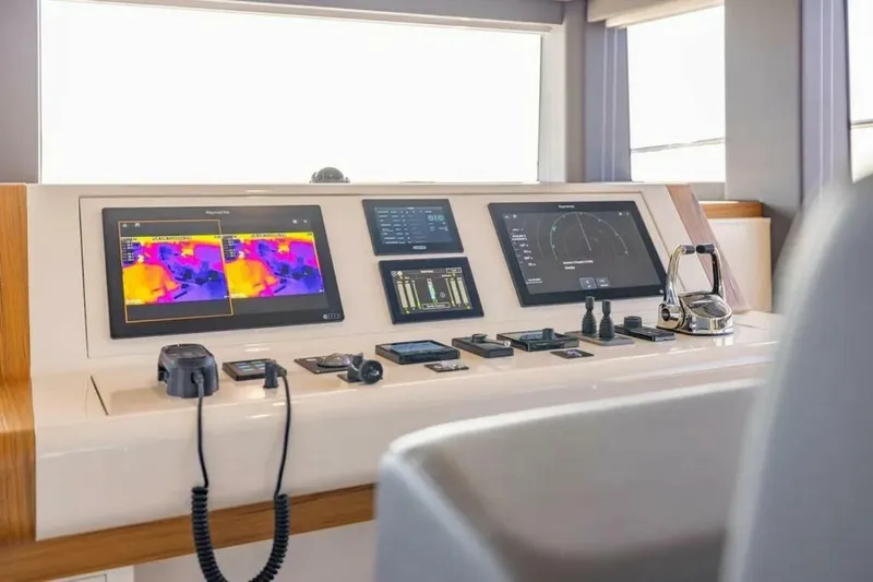 Slide: The Image of Different Helm Design - 5189081