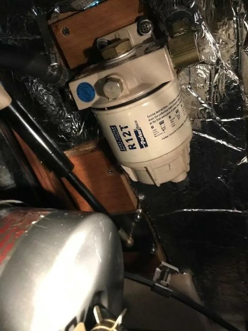 Slide: The Image of Hunter 380 1999 - 5189961