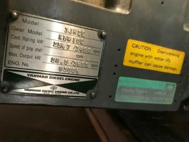 Slide: The Image of Hunter 380 1999 - 5189963