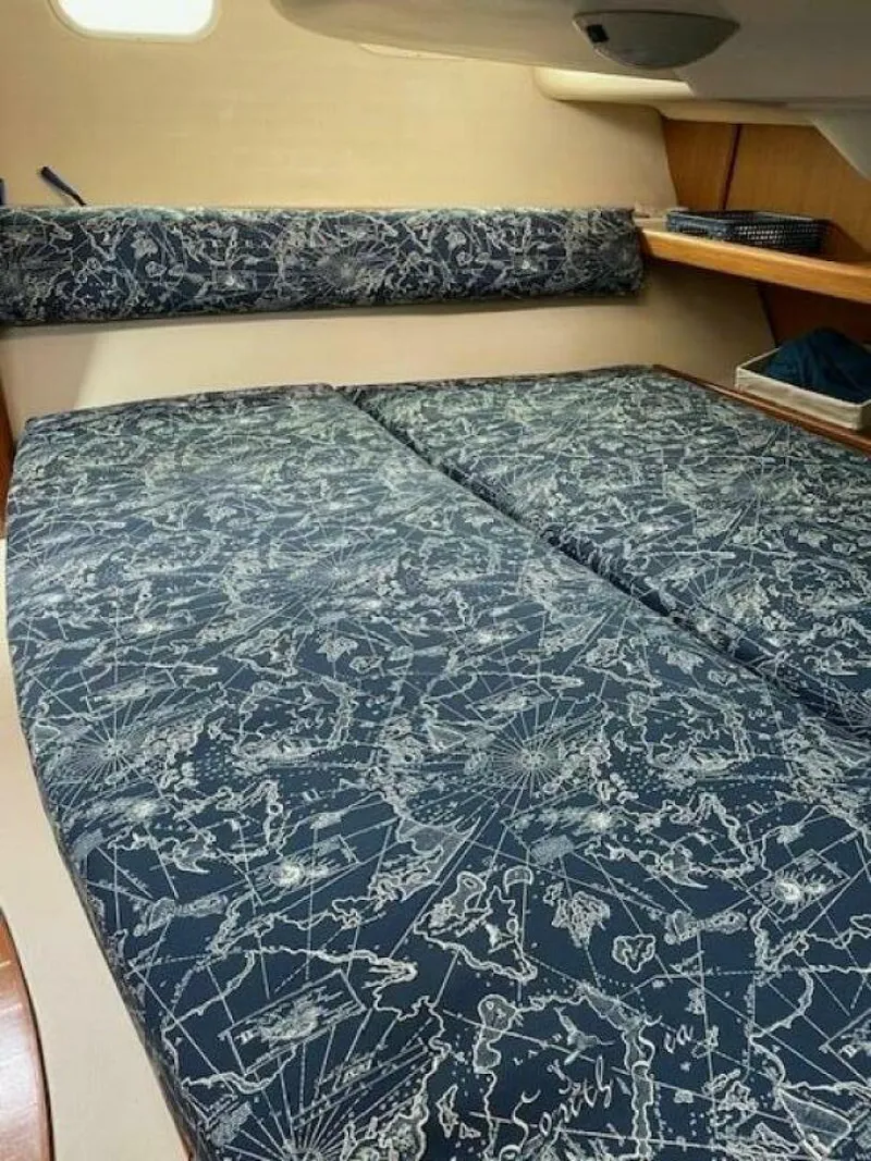 Slide: The Image of Hunter 380 1999 - 5189789