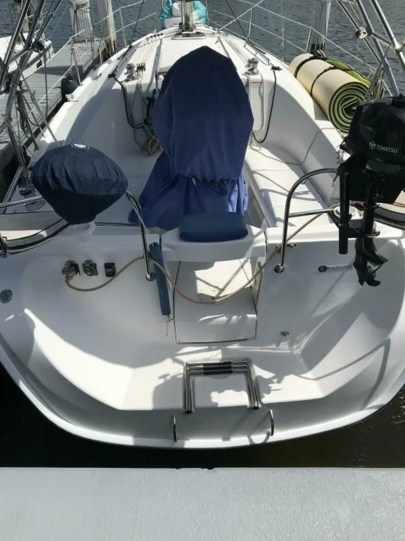 Slide: The Image of Hunter 31 2009 - 5189737