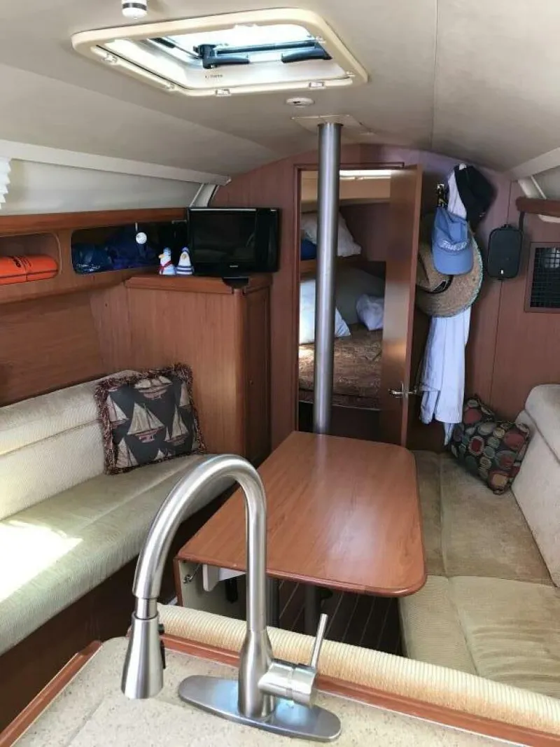 Slide: The Image of Hunter 31 2009 - 5189752