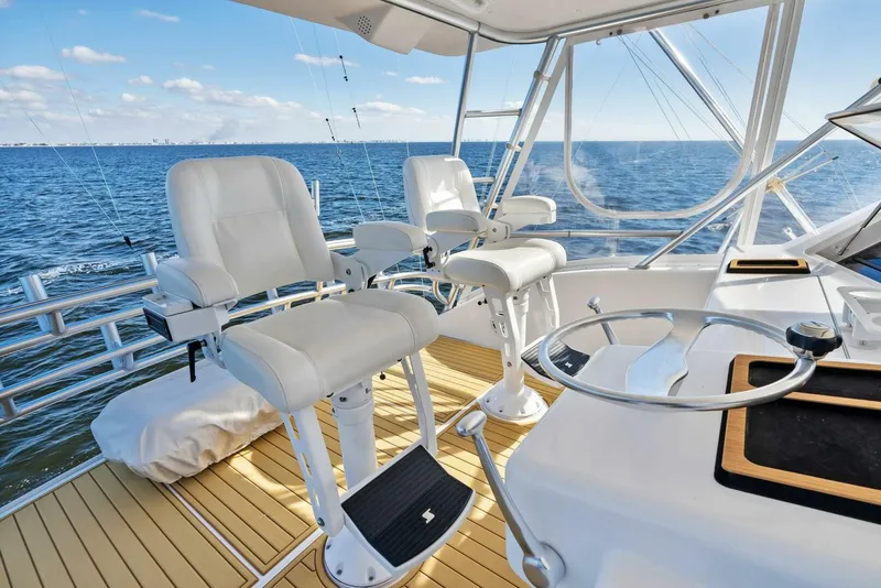 Slide: The Image of 2002 Viking 65 Convertible 'Cajun Queen' Helm - 5228687