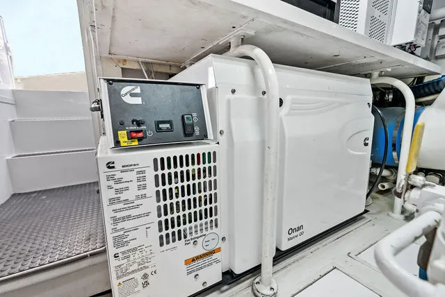 Slide: The Image of Viking 65 Convertible 2002 - 92