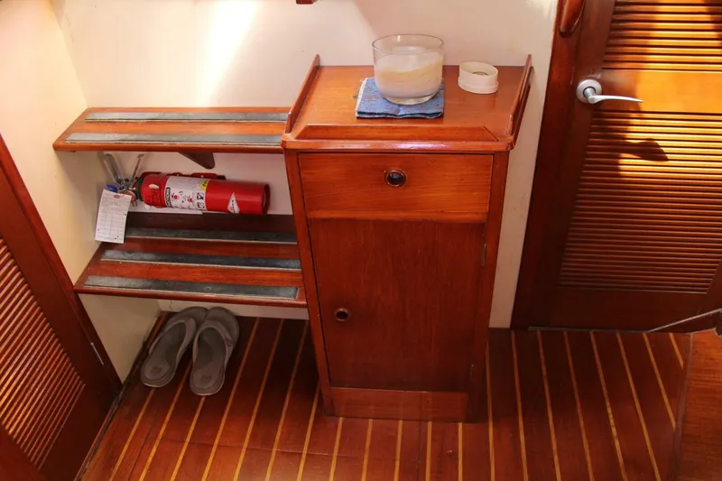 Slide: The Image of Camper & Nicholsons Center Cockpit 1974 - 5190553