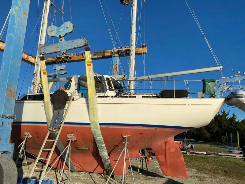 Slide: The Image of Camper & Nicholsons Center Cockpit 1974 - 5190567