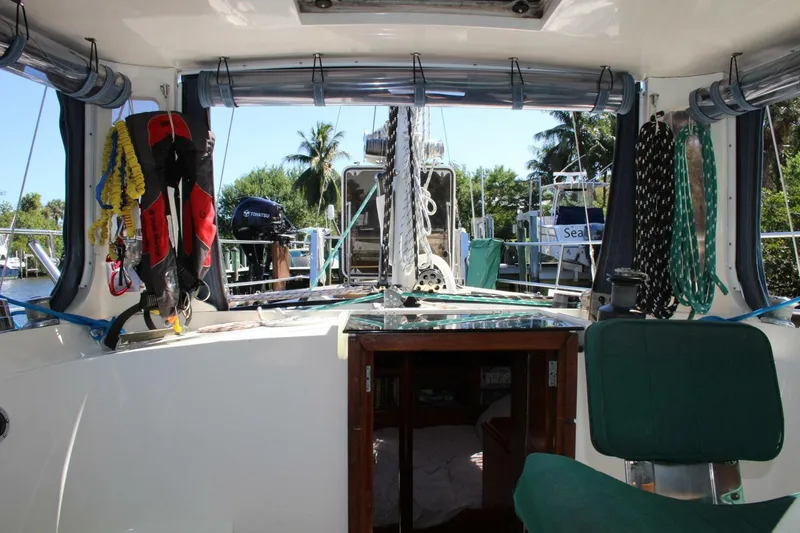 Slide: The Image of Camper & Nicholsons Center Cockpit 1974 - 5190534