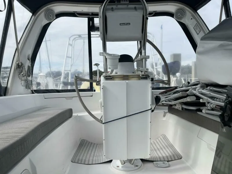 Slide: The Image of 1999 Hunter 450 Passage Chairs not included - 5190621