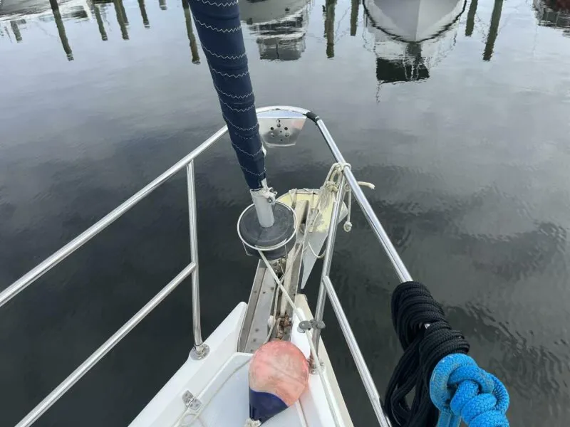 Slide: The Image of 1999 Hunter 450 Passage - 5190633