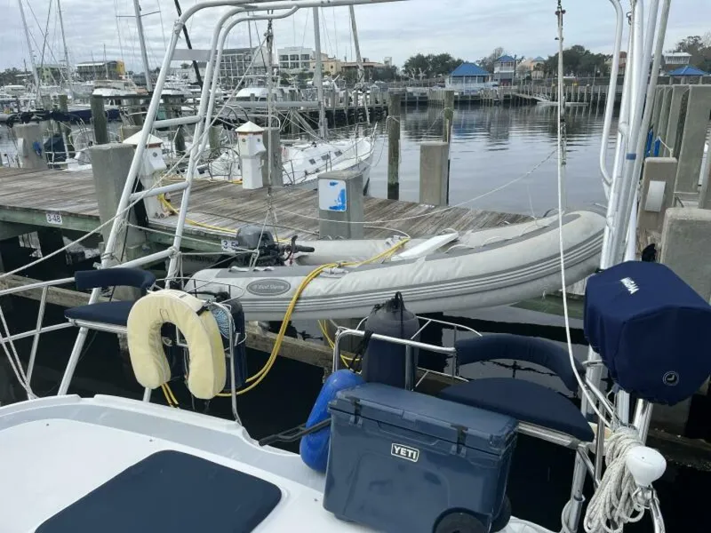 Slide: The Image of 1999 Hunter 450 Passage Dinghy & outboard not included - 5190581