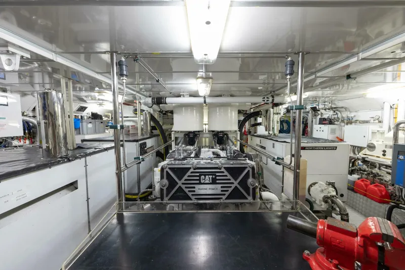 Slide: The Image of Vitters Aft Cockpit 2001 - 5204863