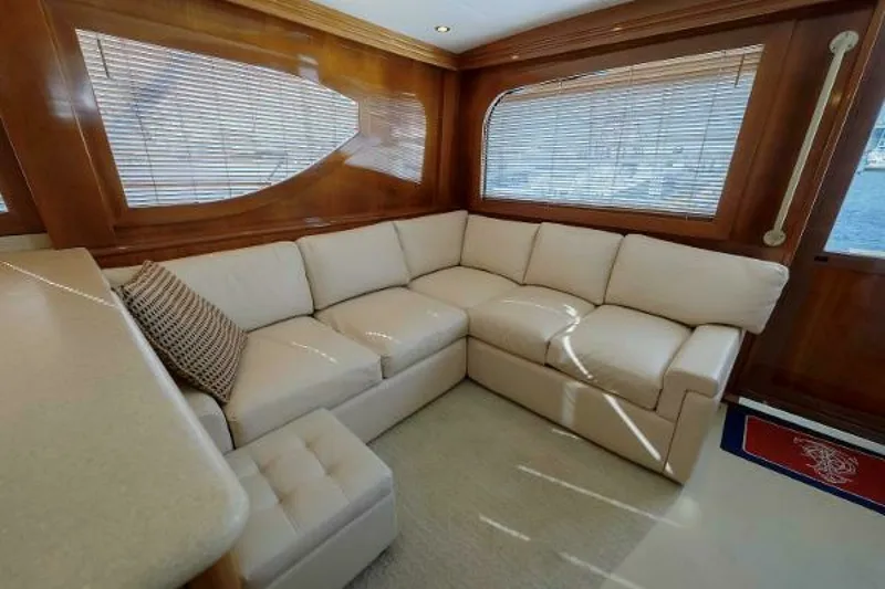 Slide: The Image of Hatteras 50 Tide Up II - Salon 2002 Hatteras 50 Convertible - Tide Up II - 7652893