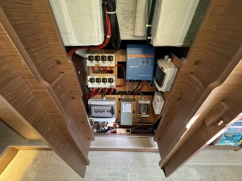 Slide: The Image of Lagoon 46 2022 - 5195185