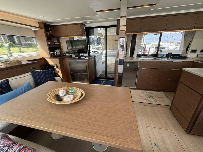 Slide: The Image of Lagoon 46 2022 - 5195124