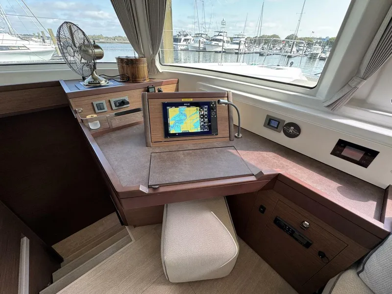 Slide: The Image of Lagoon 46 2022 - 5195126