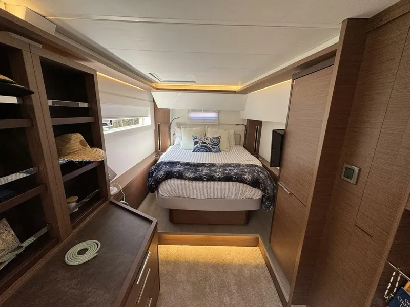 Slide: The Image of Lagoon 46 2022 - 5195141