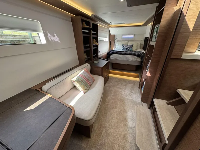 Slide: The Image of Lagoon 46 2022 - 5195145