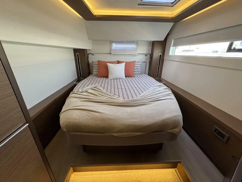 Slide: The Image of Lagoon 46 2022 - 5195155