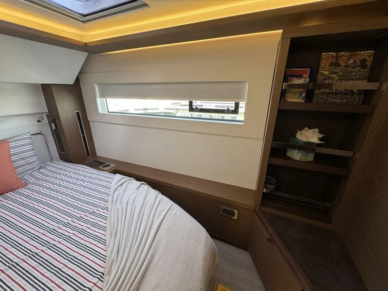 Slide: The Image of Lagoon 46 2022 - 5195156