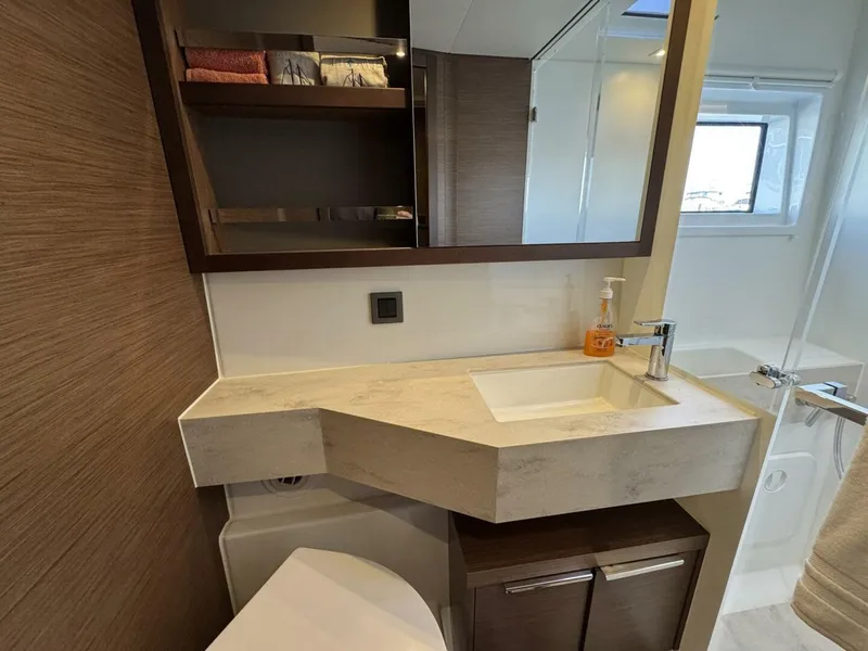 Slide: The Image of Lagoon 46 2022 - 5195157