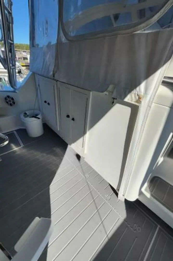 Slide: The Image of Carolina 35 2001 - 5195318