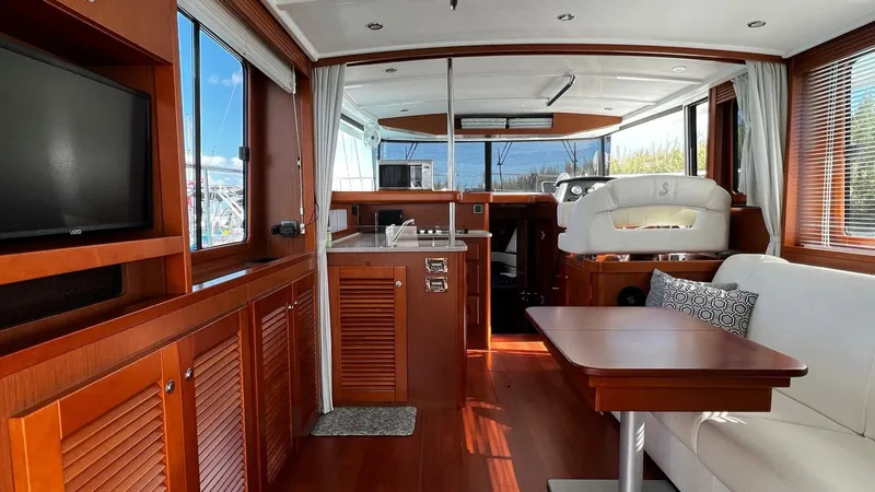Slide: The Image of Beneteau Swift Trawler 44 2020 - 5195944