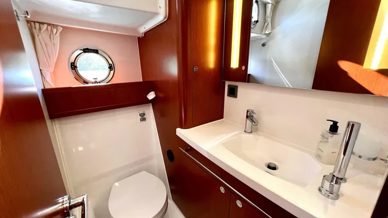 Slide: The Image of Beneteau Swift Trawler 44 2020 - 5195955