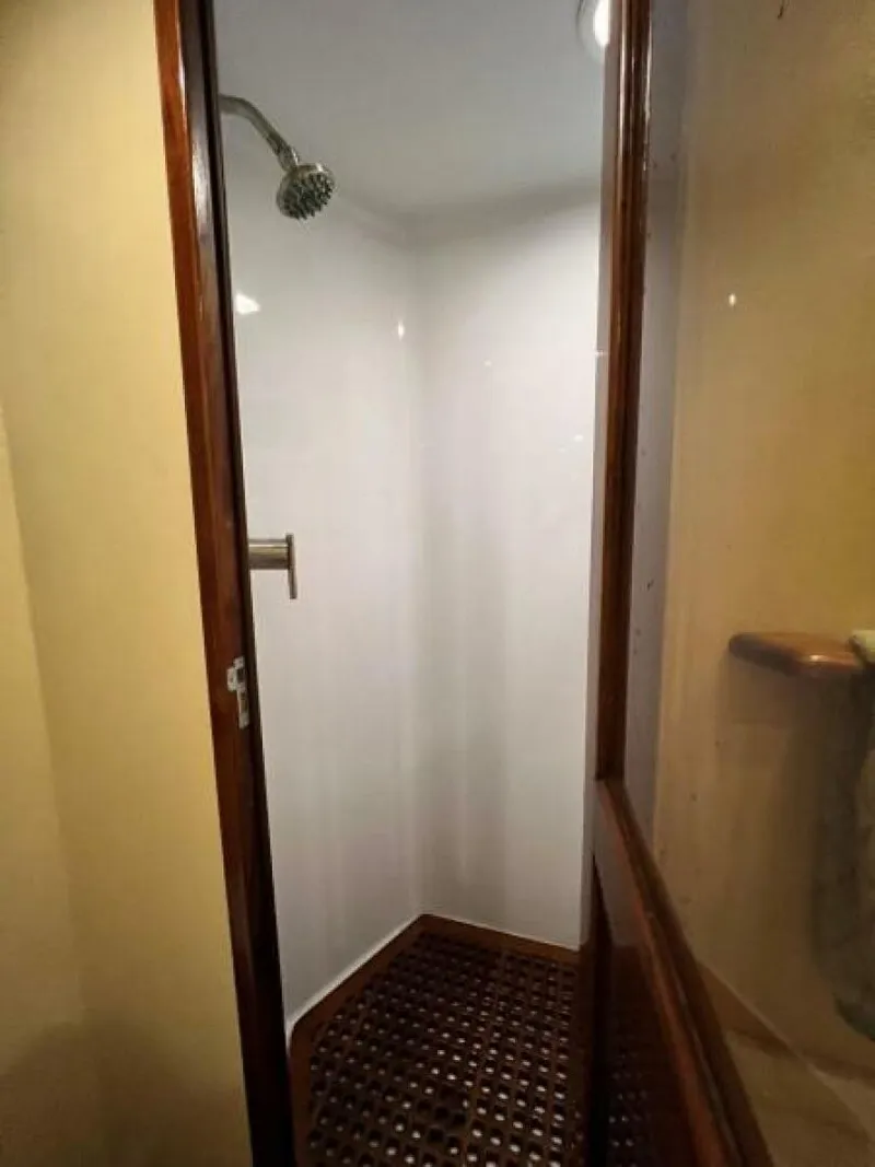 Slide: The Image of Master Shower     - 5196112