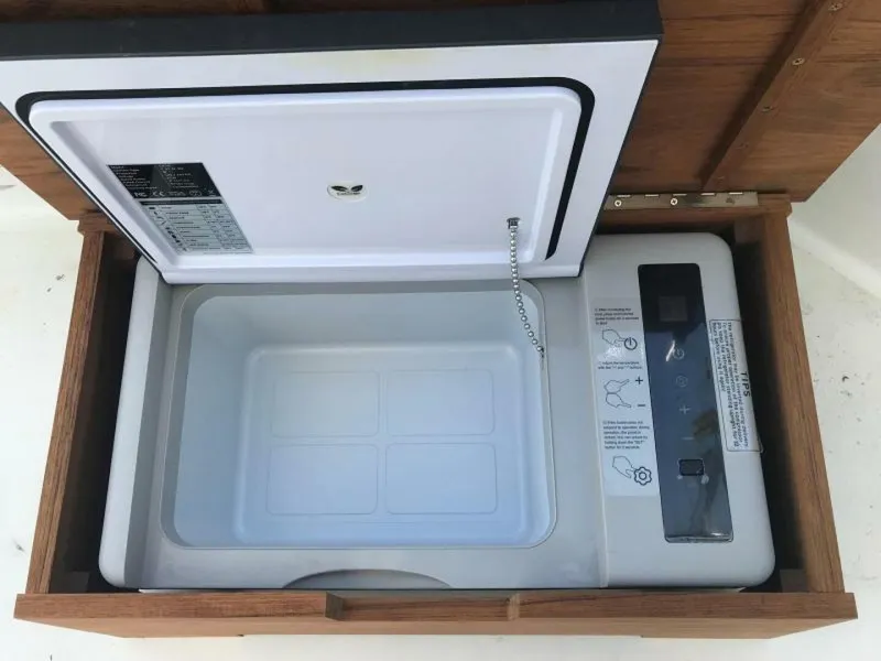 Slide: The Image of Bait Freezer      - 5196134