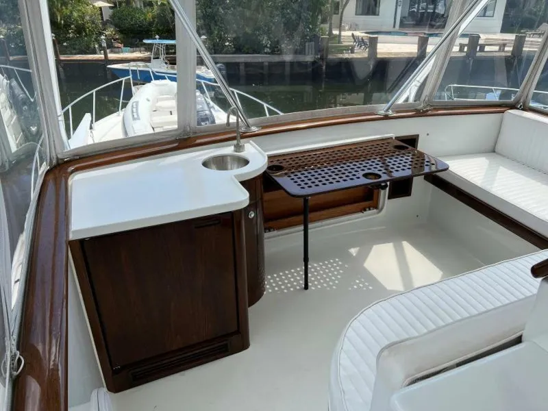 Slide: The Image of Forward Flybridge     - 5196146