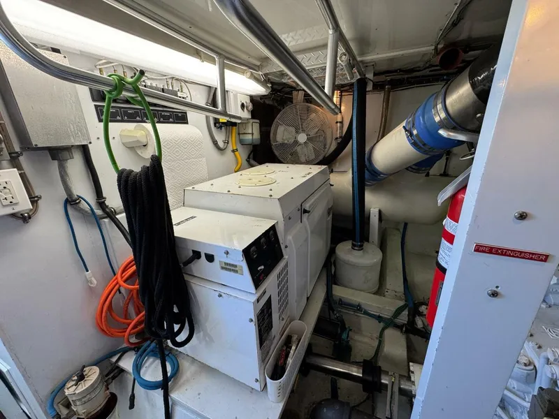 Slide: The Image of Hatteras Enclosed Bridge 1985 - 5205914