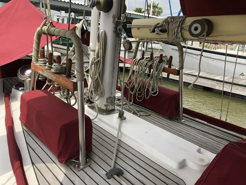 Slide: The Image of HC 43 Irreversible Mast Pulpits - 5224628