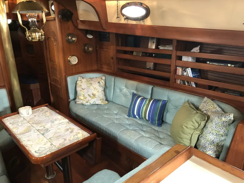 Slide: The Image of HC 43 Irreversible Salon Starboard - 5224652