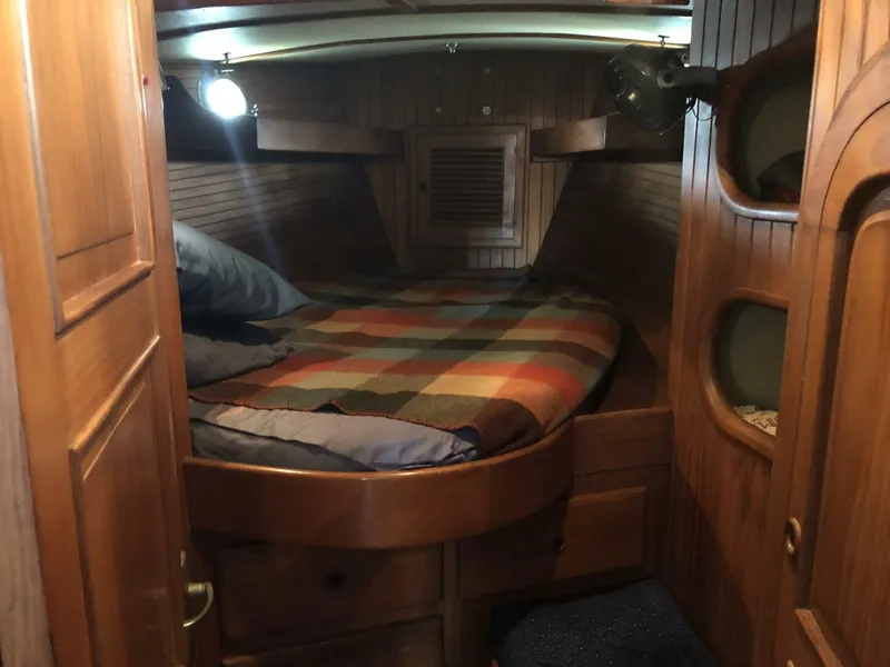 Slide: The Image of HC 43 Irreversible Forward Cabin - 5224659