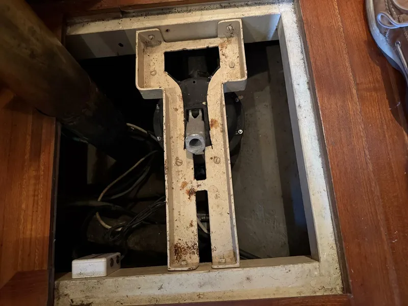 Slide: The Image of Hans Christian 43 Traditional 1984 - 5318268