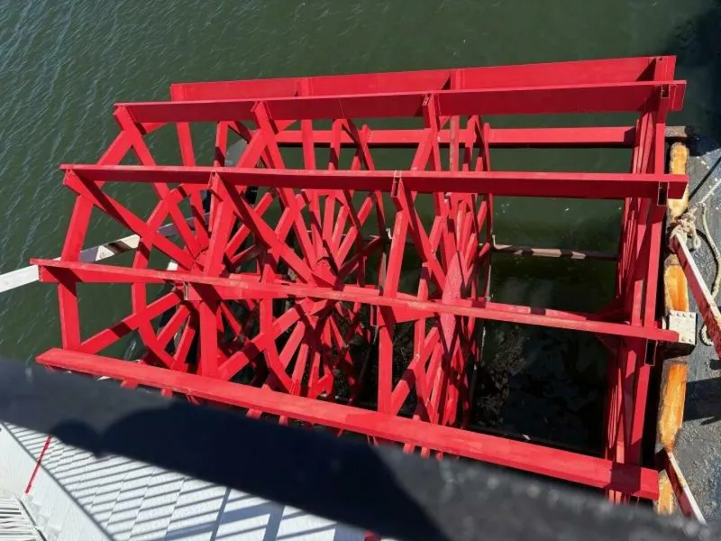 Slide: The Image of Commercial Vinette 99 Paddle Wheel 1984 - 5229021