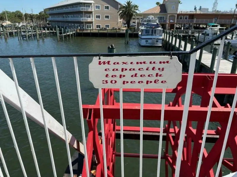 Slide: The Image of Commercial Vinette 99 Paddle Wheel 1984 - 5228983