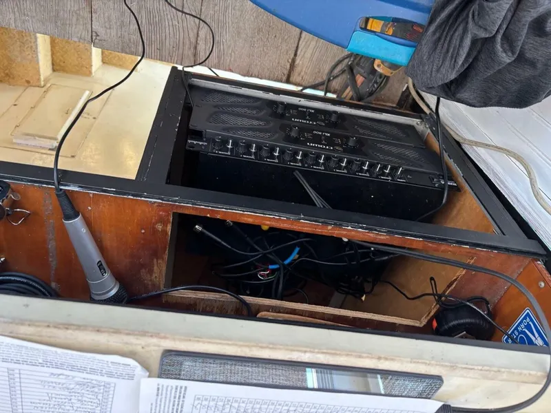 Slide: The Image of Commercial Vinette 99 Paddle Wheel 1984 - 5228988