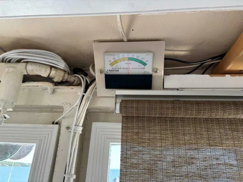 Slide: The Image of Commercial Vinette 99 Paddle Wheel 1984 - 5229017