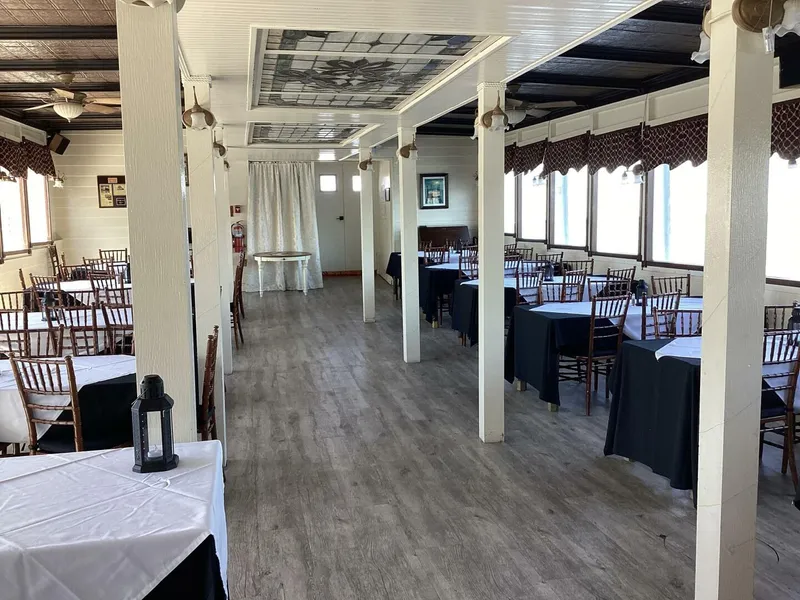 Slide: The Image of Commercial Vinette 99 Paddle Wheel 1984 - 5219874